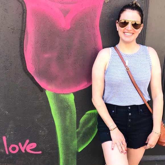 Meet the Posher - Picture 5 of 15